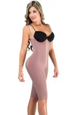 Faja Modeladora Ximena Cocoa Frente Faja en powernet hasta la rodilla con tirantes ajustables